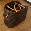 Louis Vuitton Tote Bags Mm