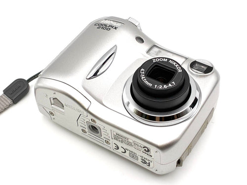 Nikon Compact Digital Camera Coolpix 2100 200