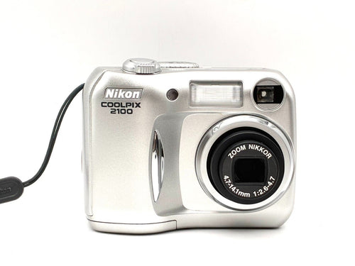 Nikon Compact Digital Camera Coolpix 2100 200
