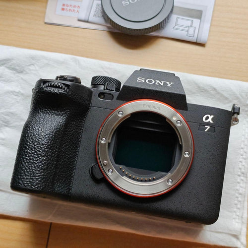 Sony Mirrorless Interchangeable Lens Cameras 2061 7Iv Ilce-7M4