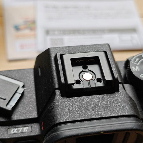 Sony Mirrorless Interchangeable Lens Cameras 2061 7Iv Ilce-7M4