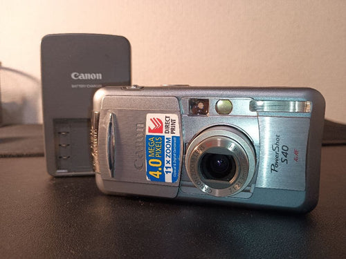Compact Digital Camera Canon Powershot S40