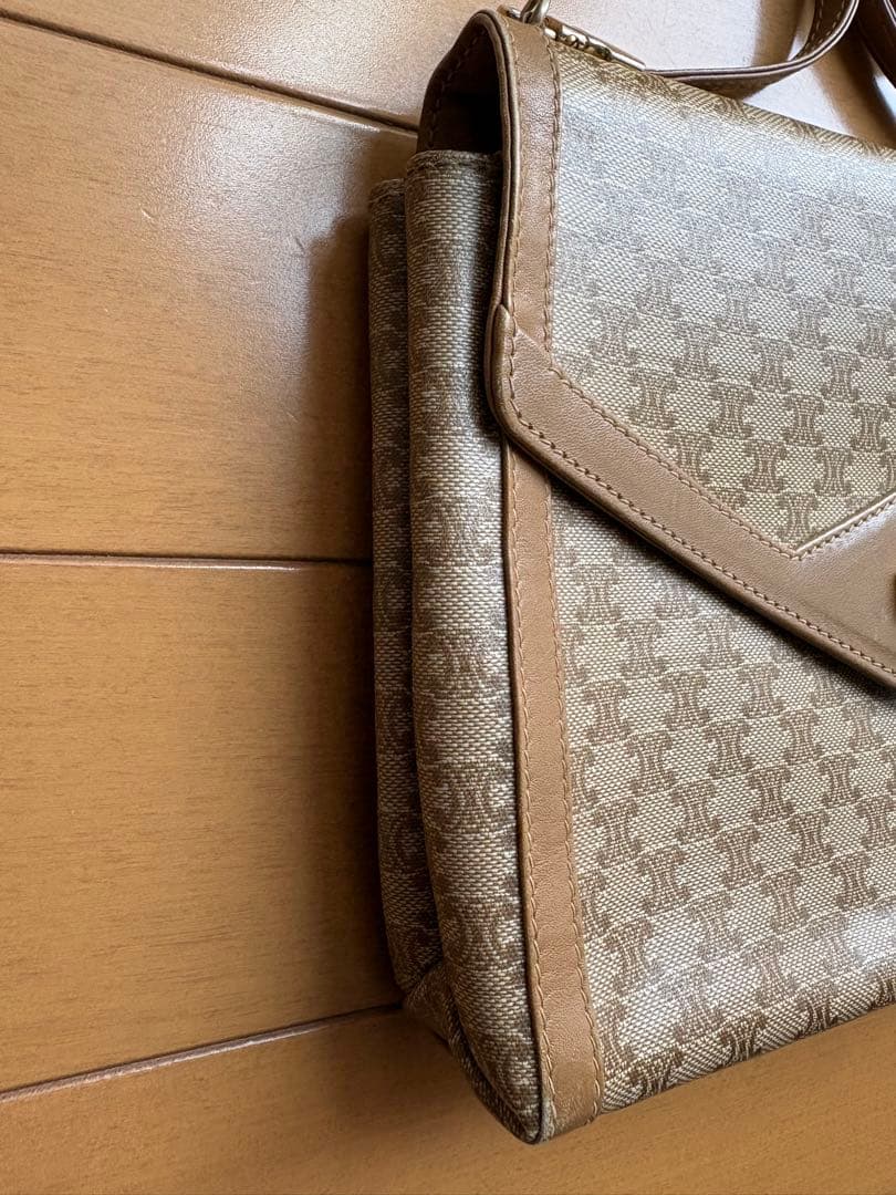Celine Shoulder Bags