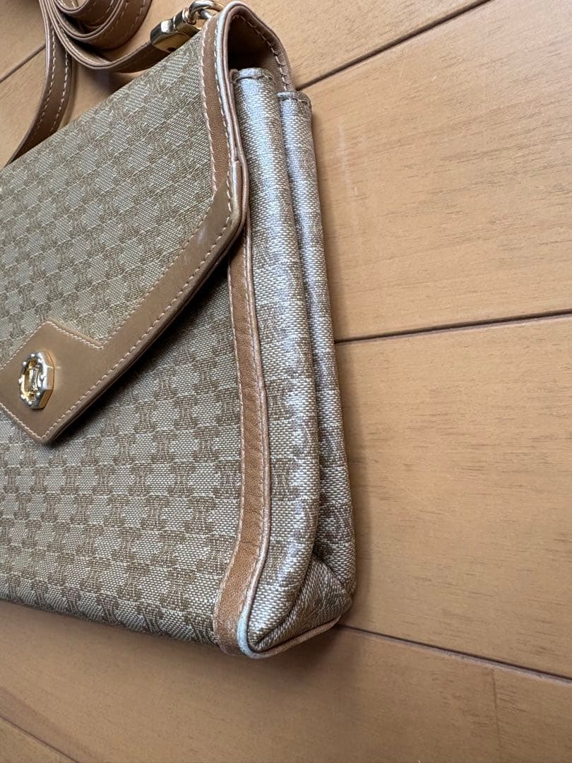 Celine Shoulder Bags