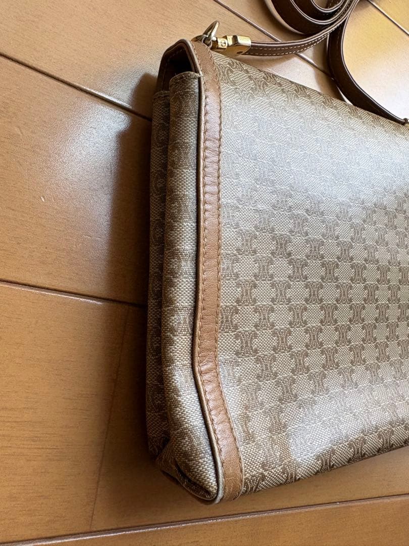Celine Shoulder Bags