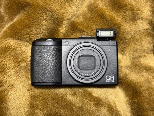 Compact Digital Cameras Ricoh Gr Iii