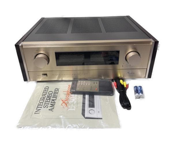 Accuphase Av Amplifiers E-305V