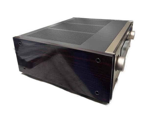 Accuphase Av Amplifiers E-305V
