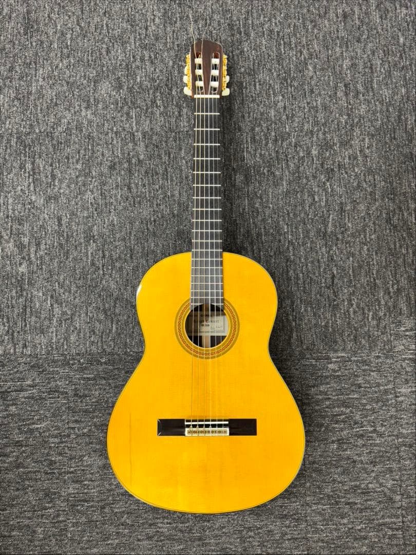 Yamaha Classical Guitars Gc32S