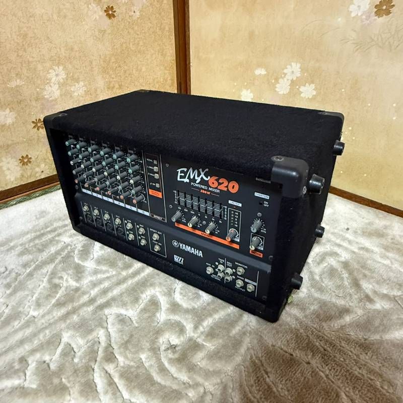 Powered Mixer Yamaha Emx620 200W