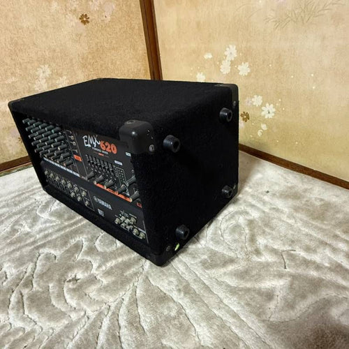 Powered Mixer Yamaha Emx620 200W