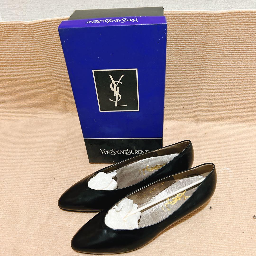 Yves Saint Laurent High Heel Pumps 37