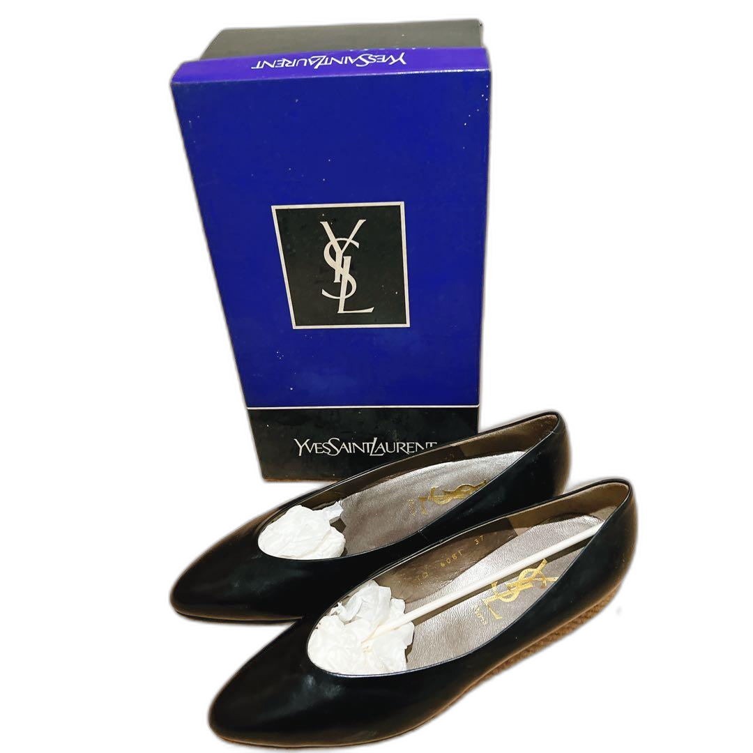 Yves Saint Laurent High Heel Pumps 37