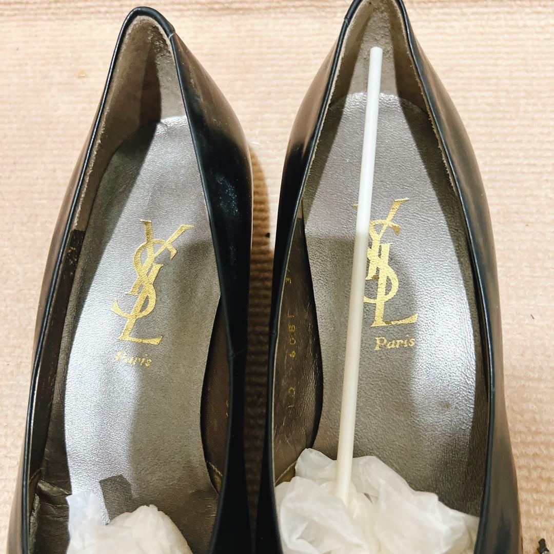 Yves Saint Laurent High Heel Pumps 37