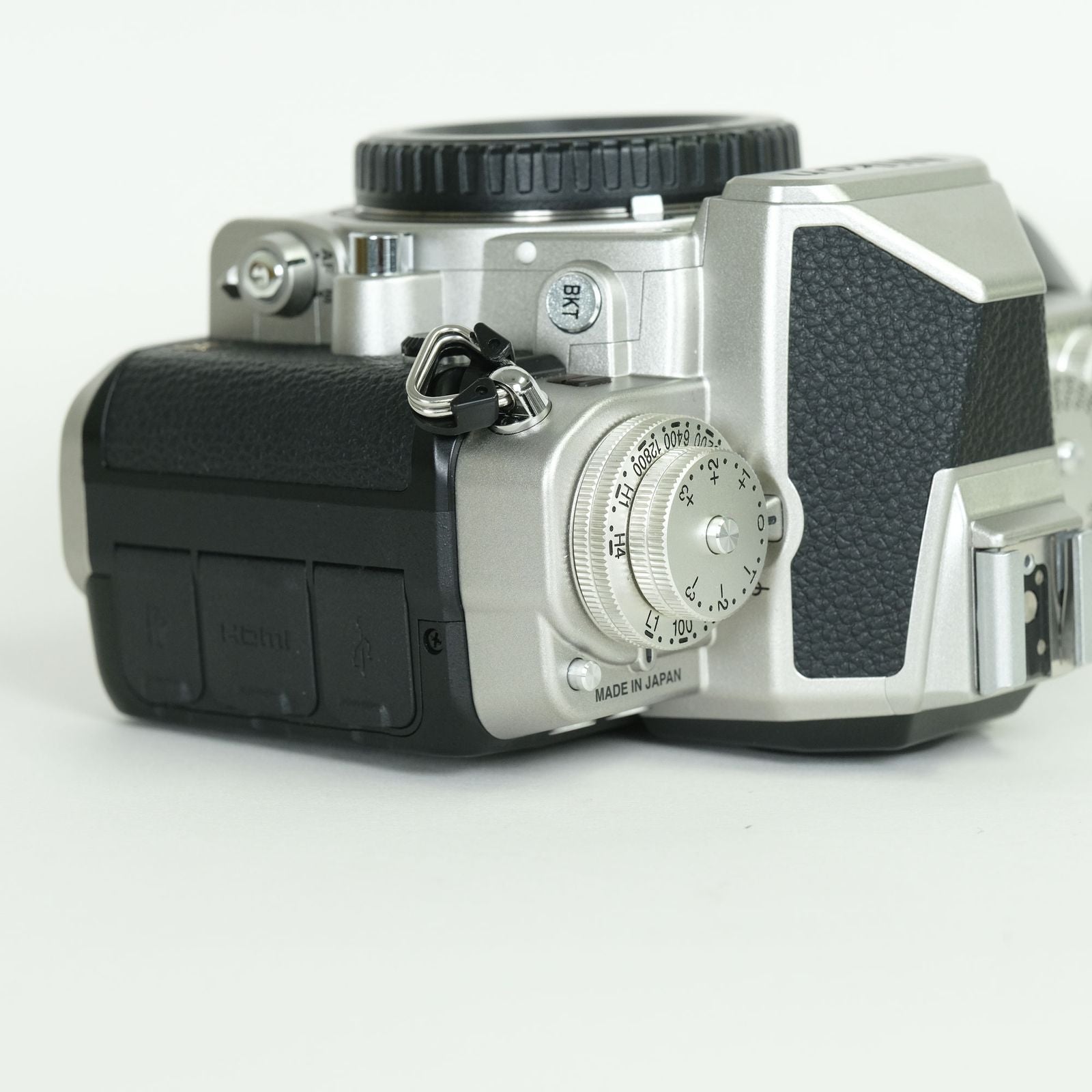Nikon Digital Slr 4,630 2 Df F