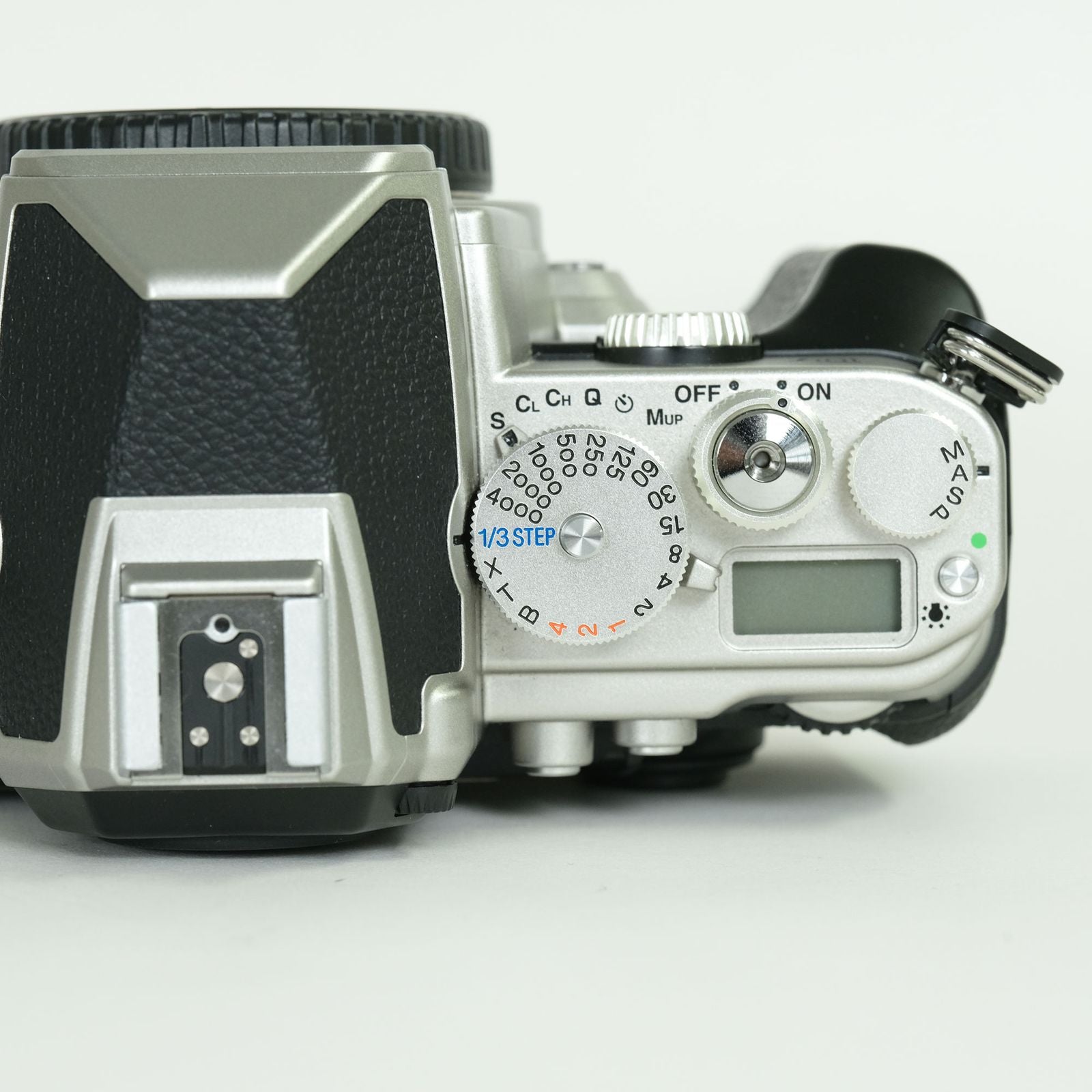 Nikon Digital Slr 4,630 2 Df F