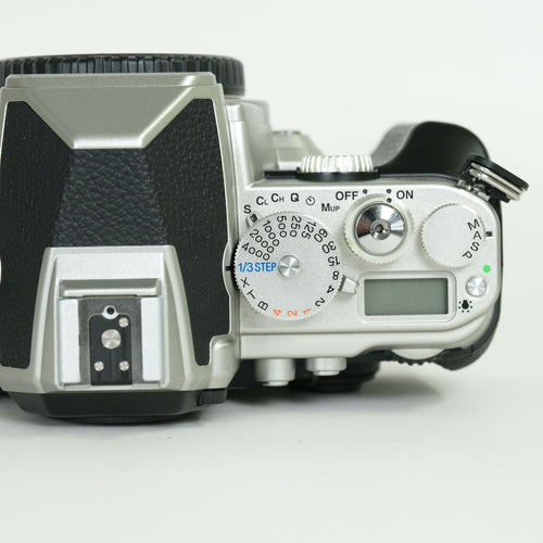 Nikon Digital Slr 4,630 2 Df F