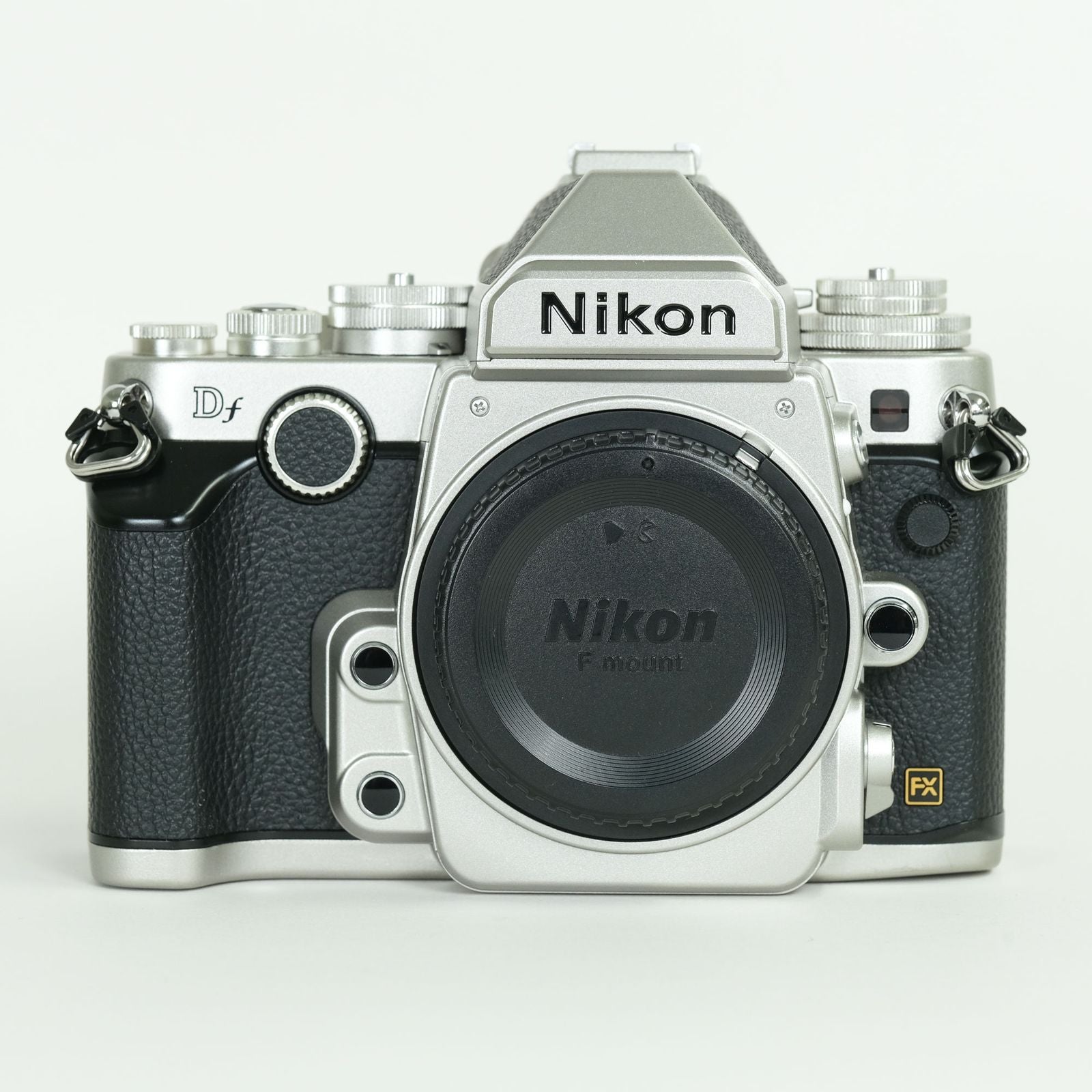Nikon Digital Slr 4,630 2 Df F