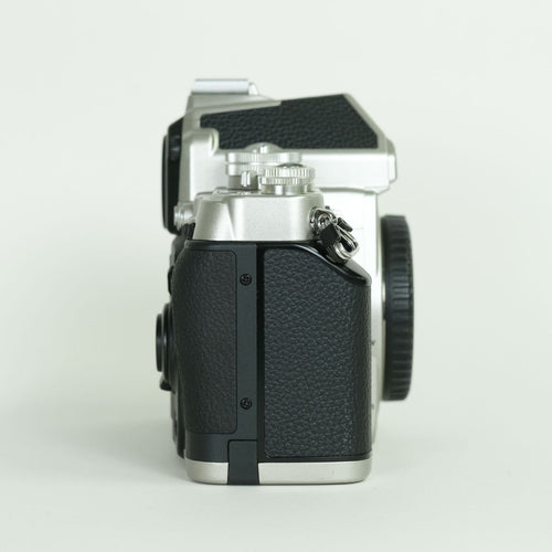 Nikon Digital Slr 4,630 2 Df F