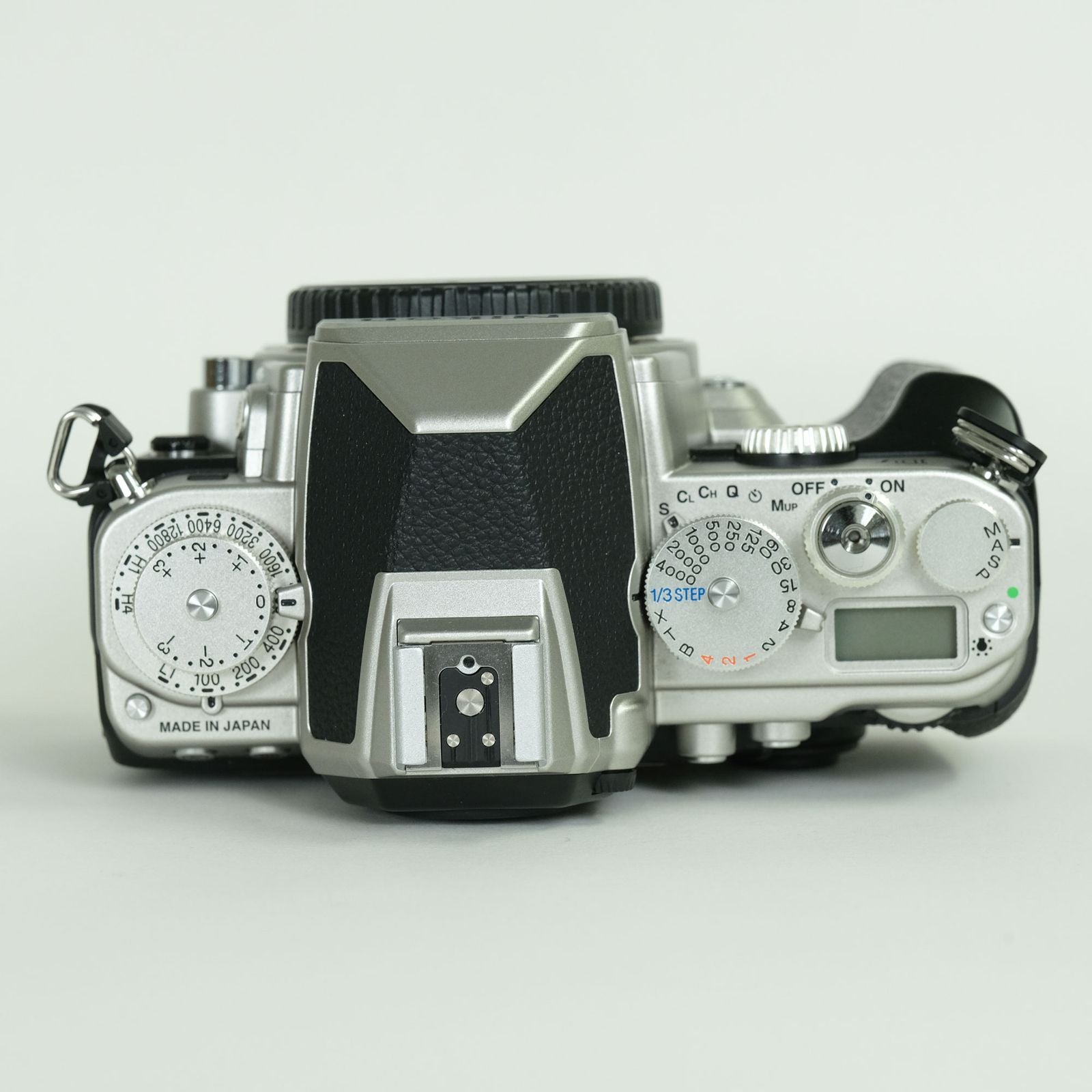 Nikon Digital Slr 4,630 2 Df F