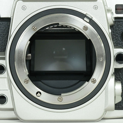 Nikon Digital Slr 4,630 2 Df F