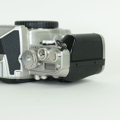 Nikon Digital Slr 4,630 2 Df F