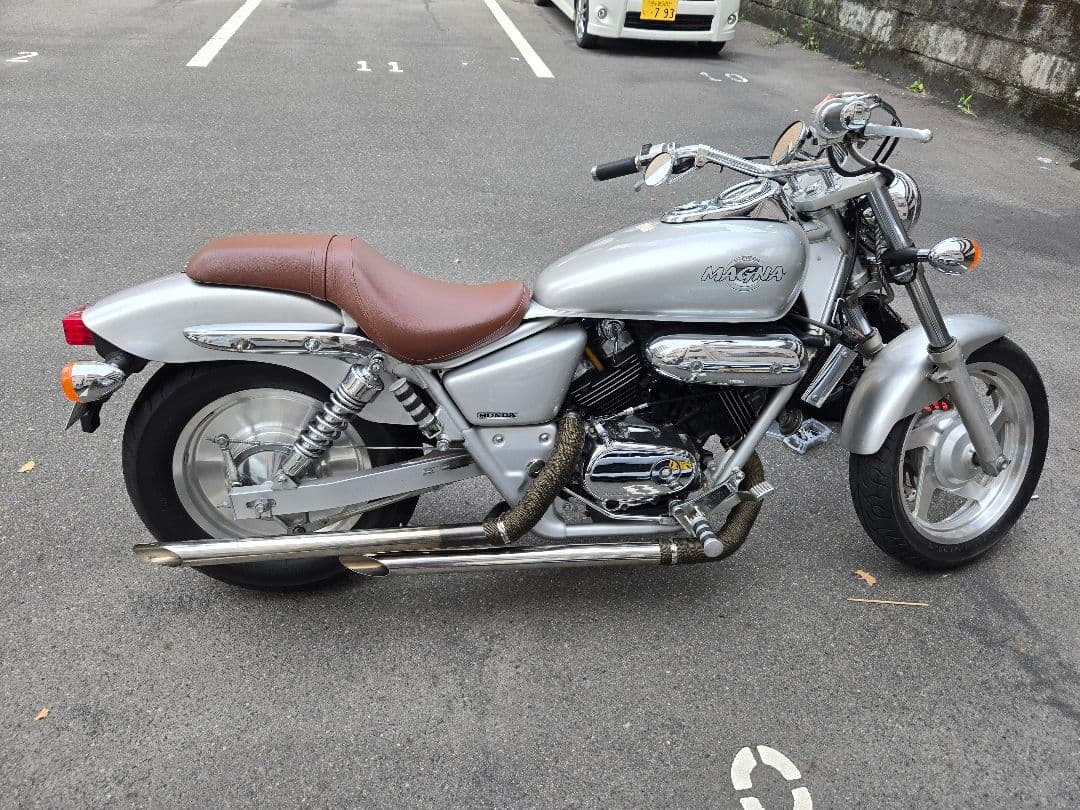 Motorcycle Frames Magna 250
