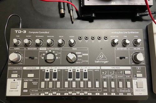 Behringer Analog Synthesizers Td-3