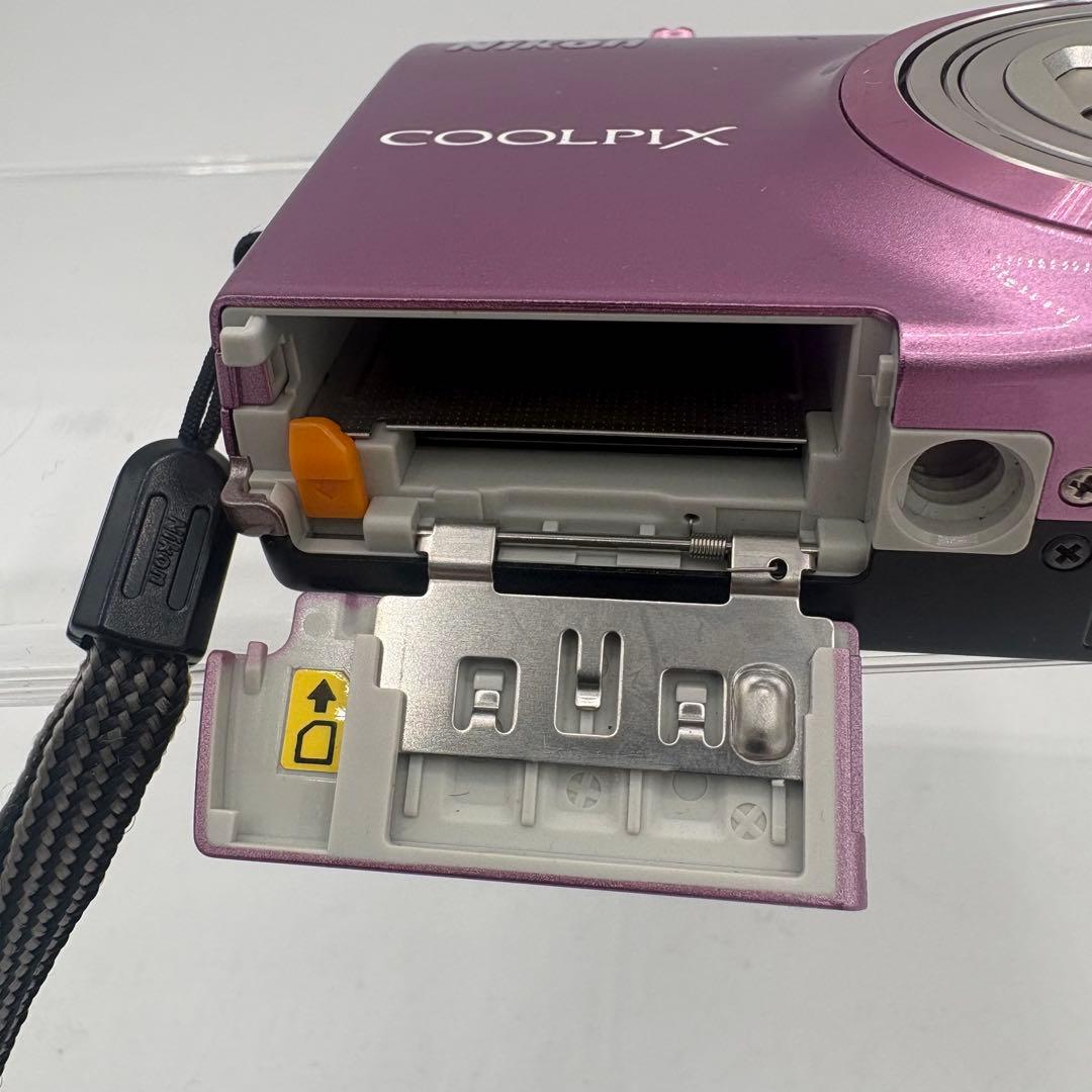 Nikon Compact Digital Cameras Coolpix S6100