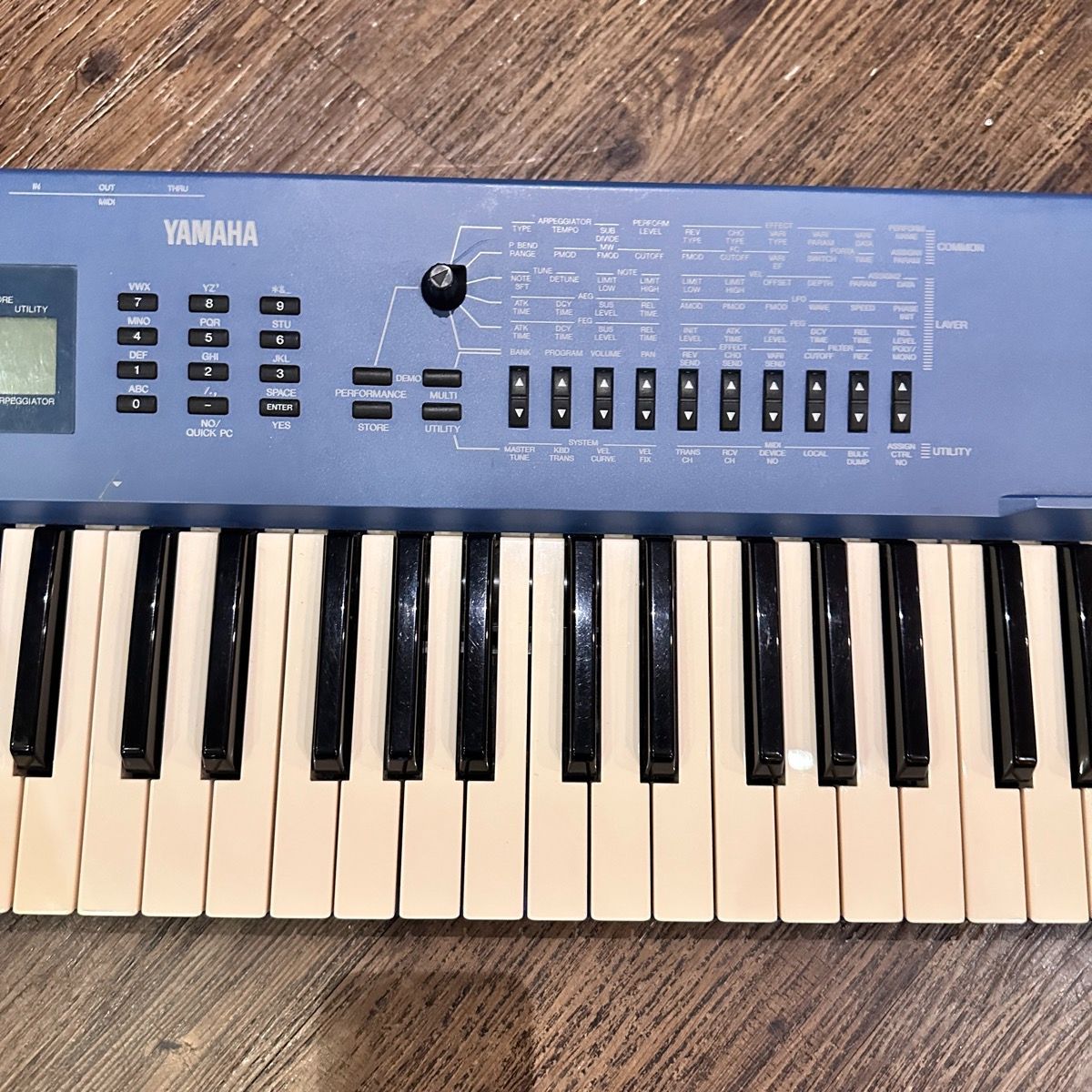Yamaha Analog Synthesizer Cs1X
