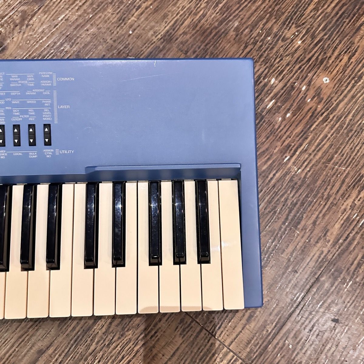 Yamaha Analog Synthesizer Cs1X