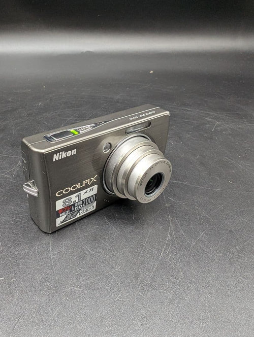 Compact Digital Camera Nikon Coolpix S510 8.1