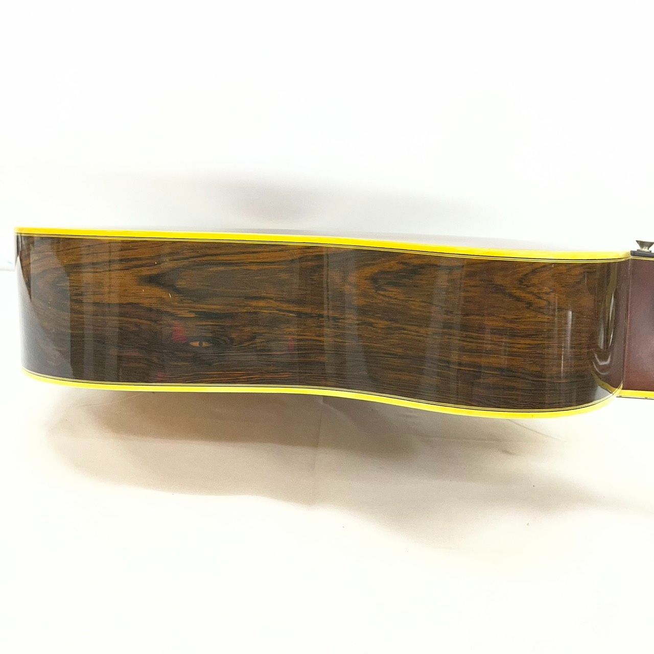 Acoustic Guitar R1000 M2505-H53Yh