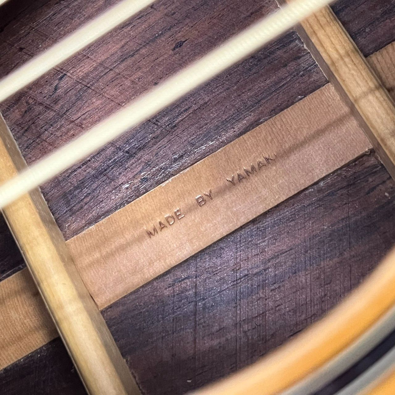 Acoustic Guitar R1000 M2505-H53Yh