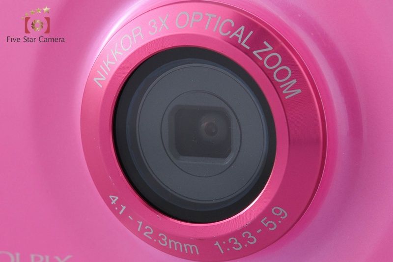 Nikon Compact Digital Camera Coolpix S30