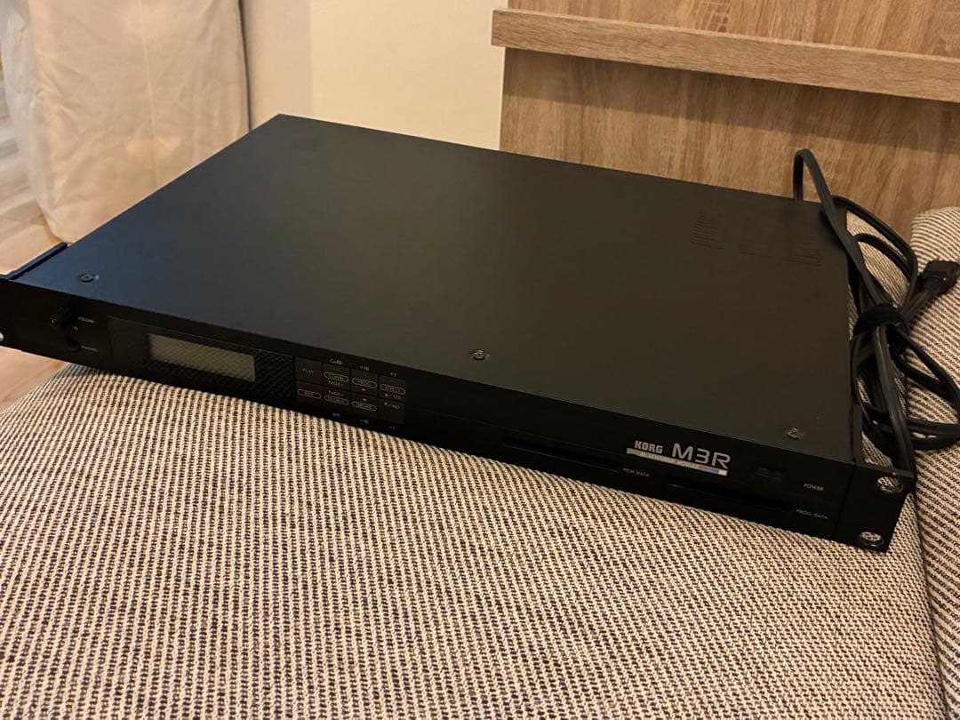 Hardware Instruments Korg M3R
