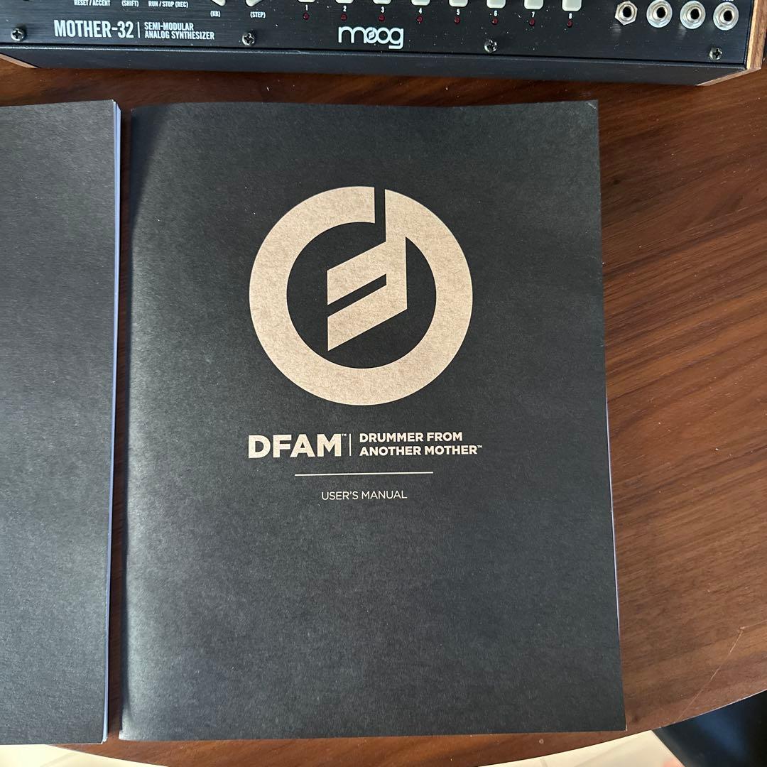 Moog Modular Synthesizers Mother-32 &Dfam