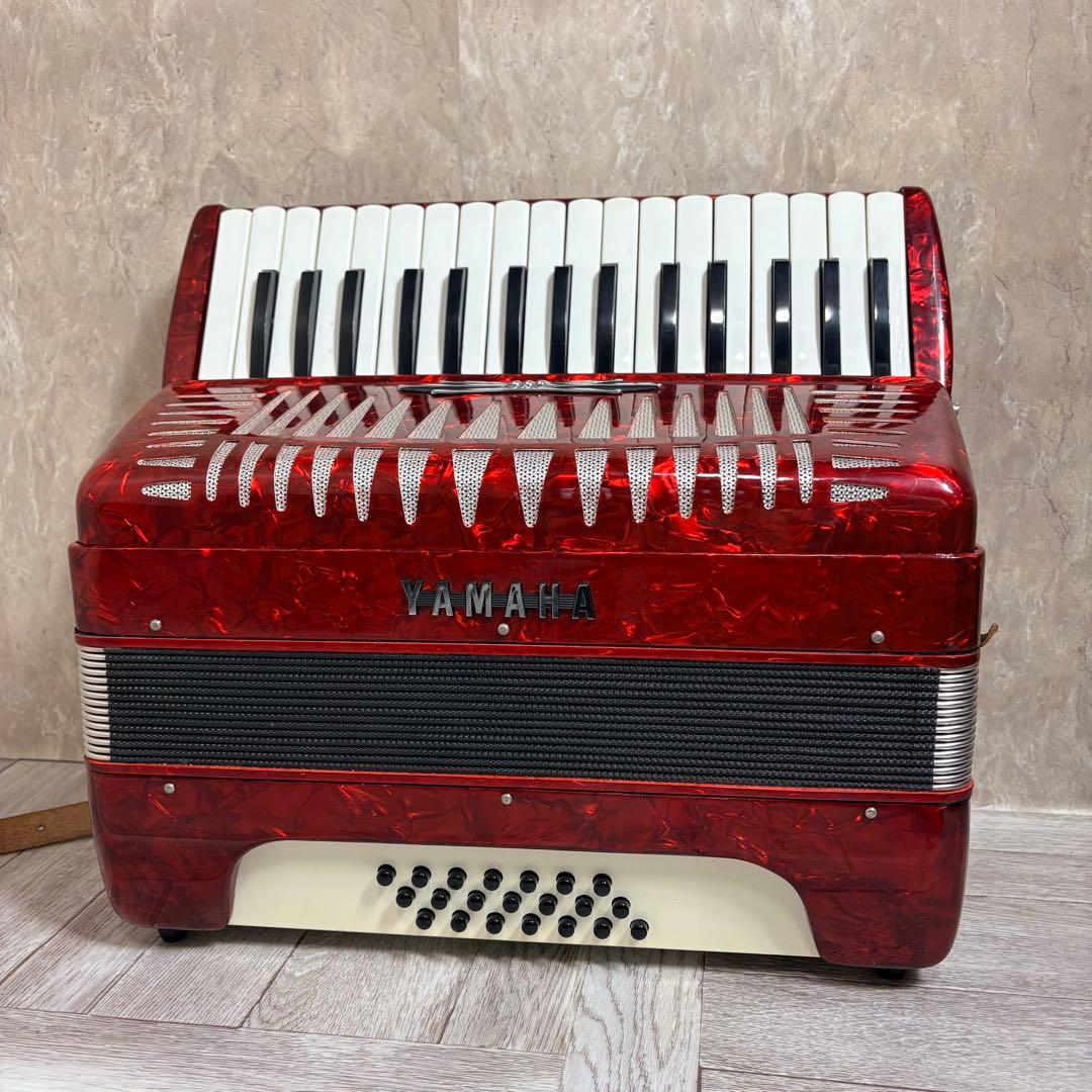 Yamaha Accordion Ya-21 32 21