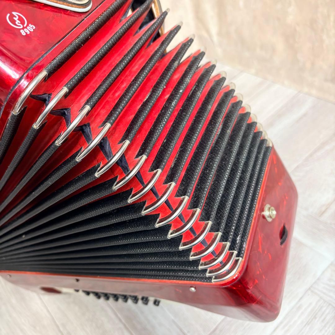 Yamaha Accordion Ya-21 32 21