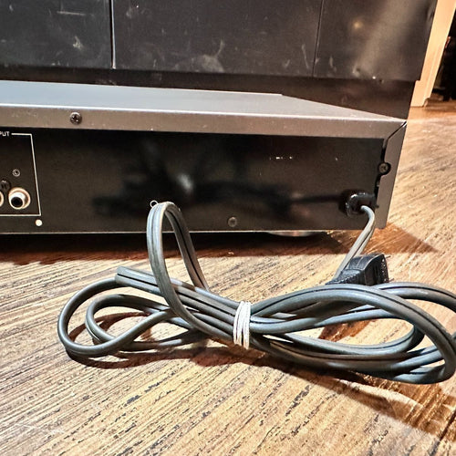Yamaha Radio Tuner Tx-480 Natural Sound Am/Fm Stereo Fm/Am Silver Black