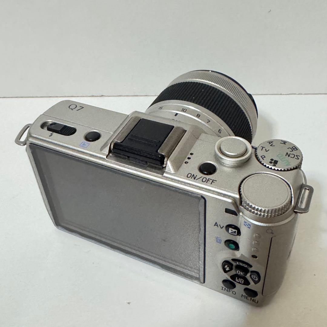 Pentax Mirrorless Interchangeable Lens Cameras Q7