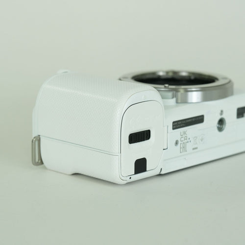 Sony Mirrorless Interchangeable Lips 3,090 Vlogcam Zv-E10 E