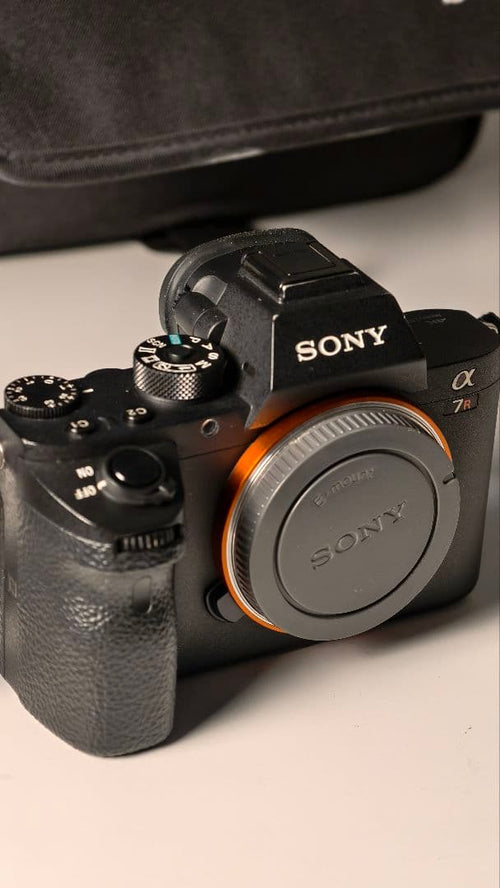 Sony Mirrorless Interchangeable Lens Cameras A7Rii