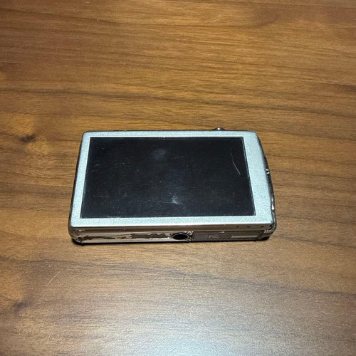Compact Digital Camera Z