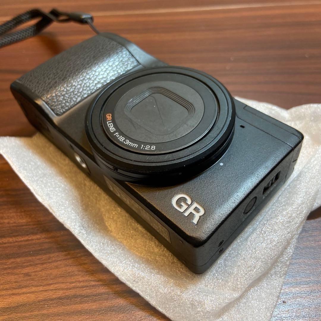 Ricoh Compact Digital Cameras Gr 4934