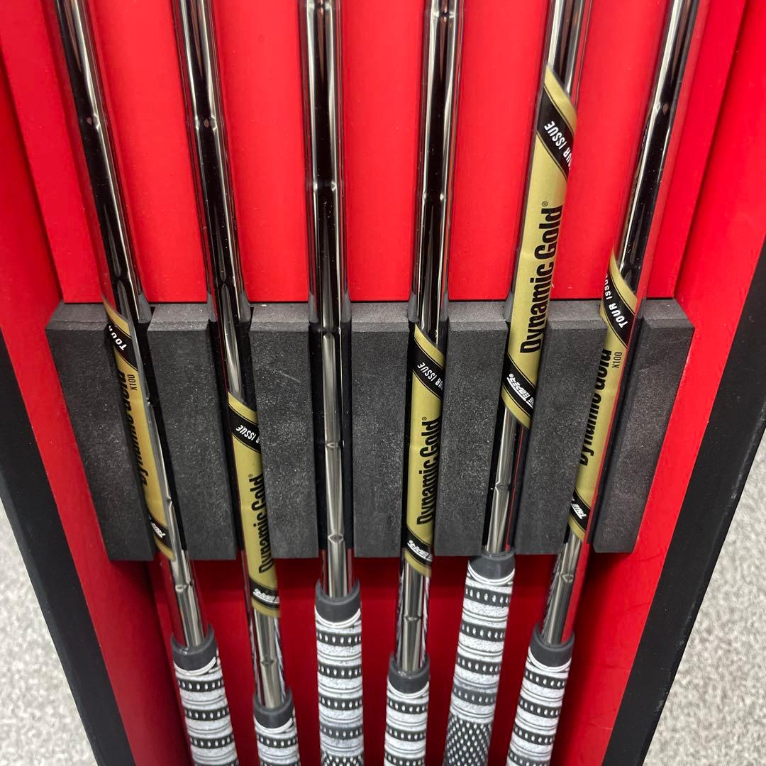 Taylormade Iron Set P 7Tw X100