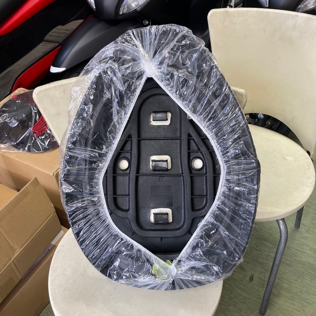Yamaha Seats 5Au-04196