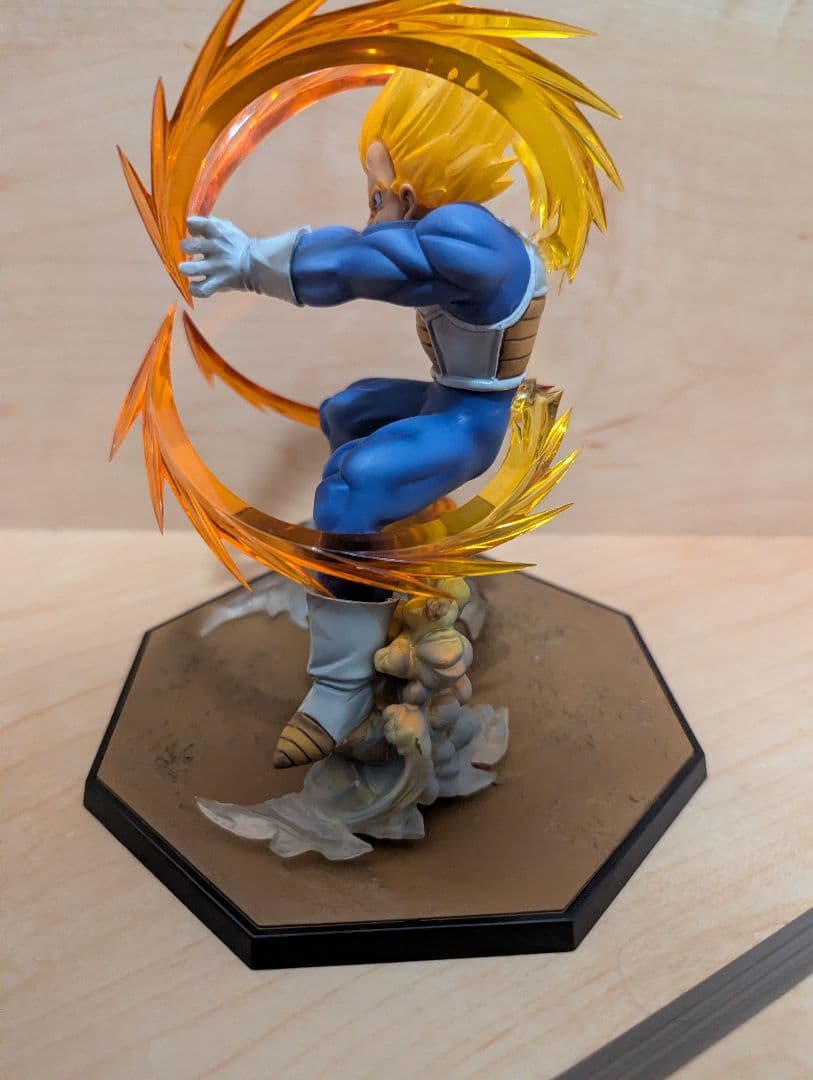 Bandai Dragon Ball Figuarts Zero Super Saiyan Vegeta