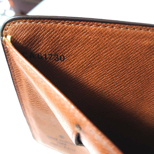 Louis Vuitton Bifold Wallets