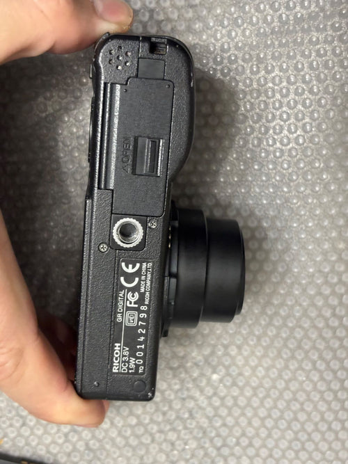 Compact Digital Camera Ricoh Gr 12241